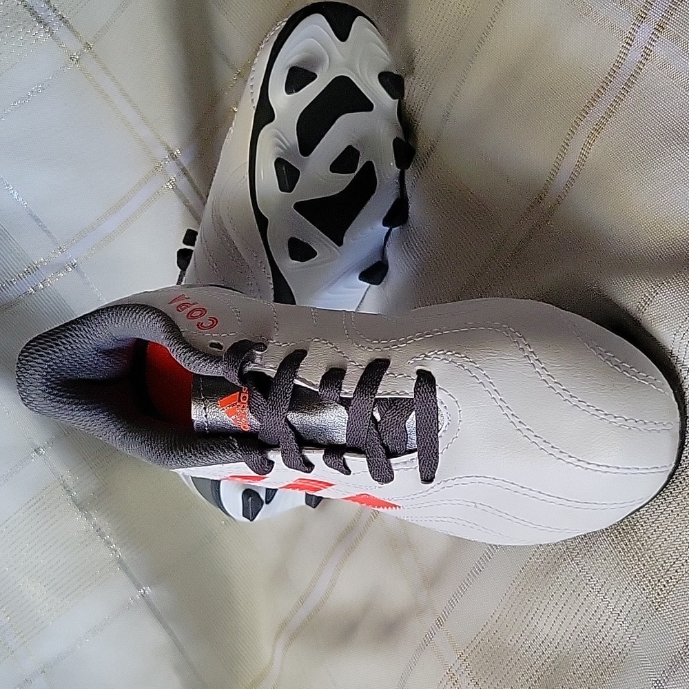 NWOT Adidas Kids Copa Sense .4 FxG - Picture 4 of 10